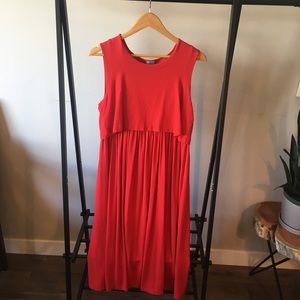 Red maternity dress